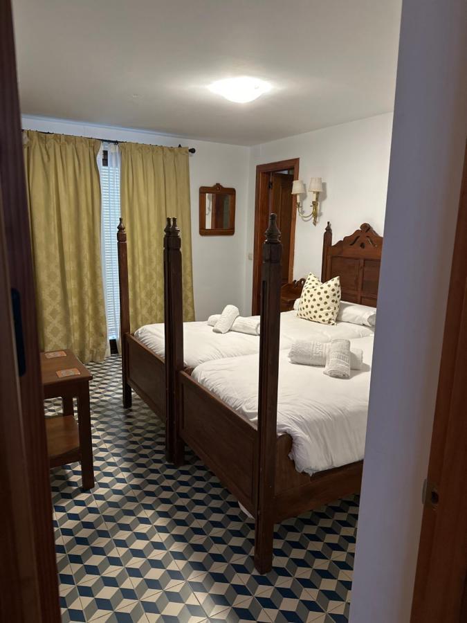 Hostal Moon Tolox Kültér fotó