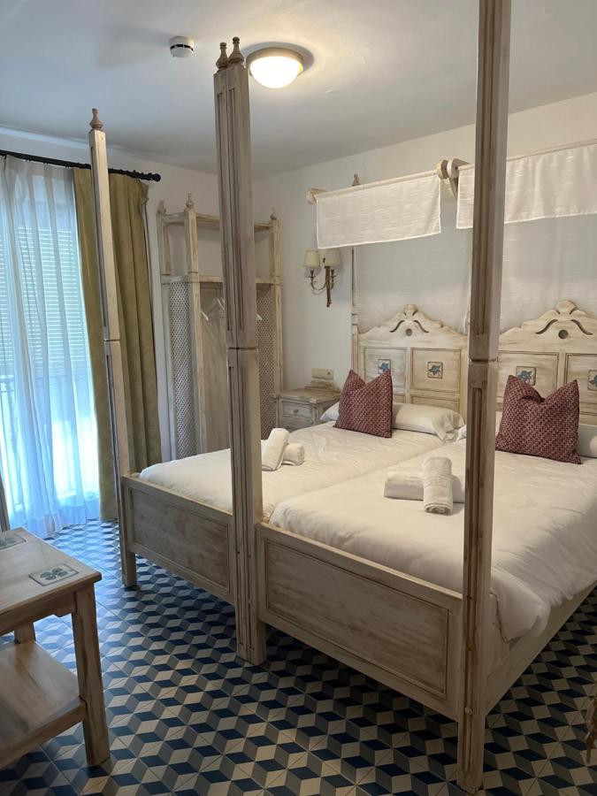 Hostal Moon Tolox Kültér fotó